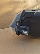 Laden Sie das Bild in den Galerie-Viewer, Frontscheinwerfer VW Caddy IV 2K8941006B L1BB-13E014-CE Rechts Headlight SCH5634551221ct