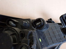 Load image into Gallery viewer, Frontscheinwerfer Hyundai I20 92101C8000 Links Scheinwerfer Headlight