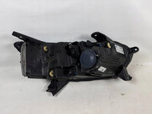 Laden Sie das Bild in den Galerie-Viewer, Frontscheinwerfer Dacia Sandero III 260601750R Links Scheinwerfer Headlight SCH8222734961fr