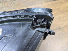 Load image into Gallery viewer, Frontscheinwerfer Dacia Duster 260603515R LED Ein Stück (Rechts oder Links)