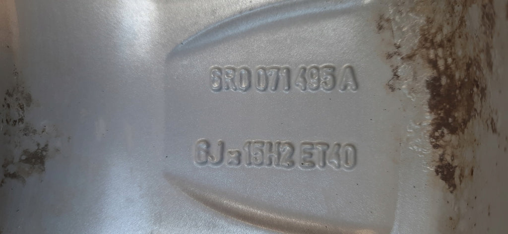 1x Alufelge 15 Zoll 6.0" 5x100 40ET VW Polo 6r Rim Wheel