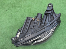 Laden Sie das Bild in den Galerie-Viewer, Frontscheinwerfer Mercedes-Benz W213 A2139068903KZ Links Scheinwerfer Headlight SCH5083443951yw