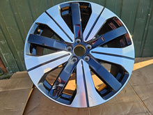 Laden Sie das Bild in den Galerie-Viewer, 1x Alufelge 19 Zoll 32143628 Volvo Xc40 Rim Wheel FEL8023668656do
