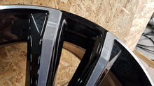 Laden Sie das Bild in den Galerie-Viewer, 1x Alufelge 18 Zoll 8.0&quot; 5x108 42ET 32358646 Volvo S60 V60 V90 Rim Wheel