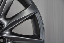 Load image into Gallery viewer, 1x Alufelge 18 Zoll 7.0" 5x114.3 50ET Glanz Silber 9965337080 Mazda Iii FEL9961536642ry