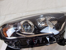 Laden Sie das Bild in den Galerie-Viewer, Frontscheinwerfer Renault Captur I 260102734R Rechts Scheinwerfer Headlight SCH4507128097rf