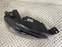 Load image into Gallery viewer, Frontscheinwerfer Peugeot Partner Rifter 9816826880 90146195 Rechts Headlight SCH4342542563az