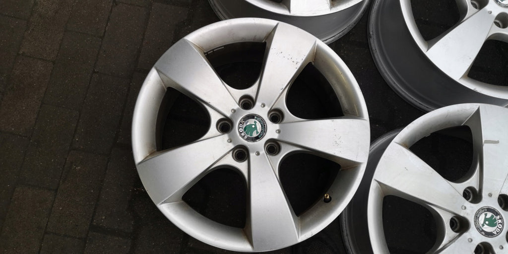 4x Alufelge 17 Zoll 7.0" 5x112 54ET 1Z0601025D Skoda Superb I Rim Wheel FEL1967127231vb