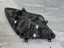 Laden Sie das Bild in den Galerie-Viewer, Frontscheinwerfer Mercedes-Benz Sprinter A9068205600 Links Headlight SCH3397175179qa
