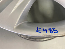 Laden Sie das Bild in den Galerie-Viewer, 1x Alufelge 17 Zoll 7.5" 5x120 37ET Glanz Silber 6796239 BMW Rim Wheel FEL5262031590pt