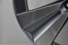 Laden Sie das Bild in den Galerie-Viewer, 1x Alufelge 17 Zoll 6.5" 5x114.3 45ET Glanz Grau 3NA3A Mg 1 Rim Wheel FEL1803294600de