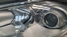 Laden Sie das Bild in den Galerie-Viewer, Frontscheinwerfer Ford Fiesta 8A61-13W030-CE Links Scheinwerfer Headlight SCH3210050748eo