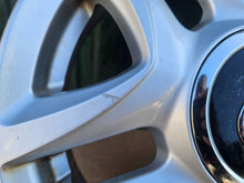 Load image into Gallery viewer, 1x Alufelge 15 Zoll HL49431BM Toyota Yaris Rim Wheel FEL9353941045wy