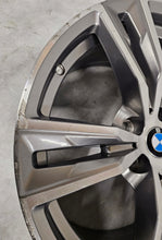 Load image into Gallery viewer, 1x Alufelge 18 Zoll 8.0&quot; 5x112 20ET Glanz 8091464 BMW Z4 G29 Rim Wheel