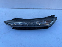 Load image into Gallery viewer, Frontscheinwerfer Hyundai Kona 92207J9000 LED Links Scheinwerfer Headlight