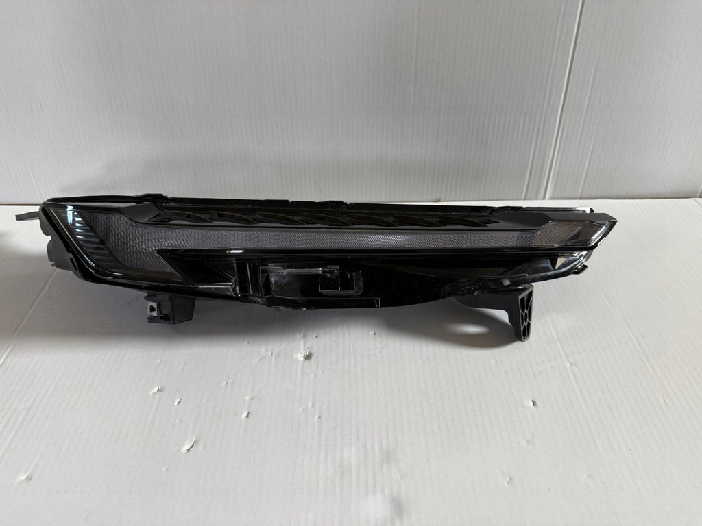 Frontscheinwerfer 1044588 LED Rechts Scheinwerfer Headlight SCH4437166506kf