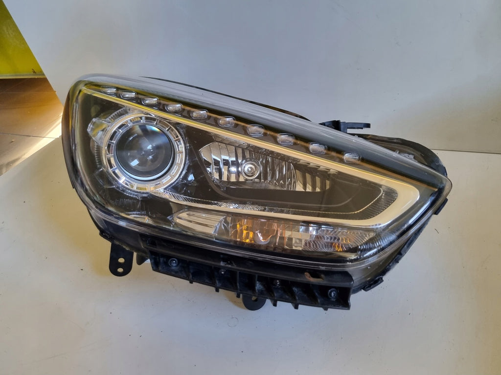 Frontscheinwerfer Hyundai I40 92102-3Z620 Xenon Rechts Scheinwerfer Headlight