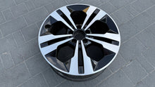 Laden Sie das Bild in den Galerie-Viewer, 1x Alufelge 18 Zoll 7.5" 5x112 53ET Glanz Schwarz A2474012900 Mercedes-Benz Glb FEL1098061113yh