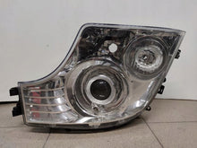 Laden Sie das Bild in den Galerie-Viewer, Frontscheinwerfer Mercedes-Benz A9608200639 Xenon Links Scheinwerfer Headlight