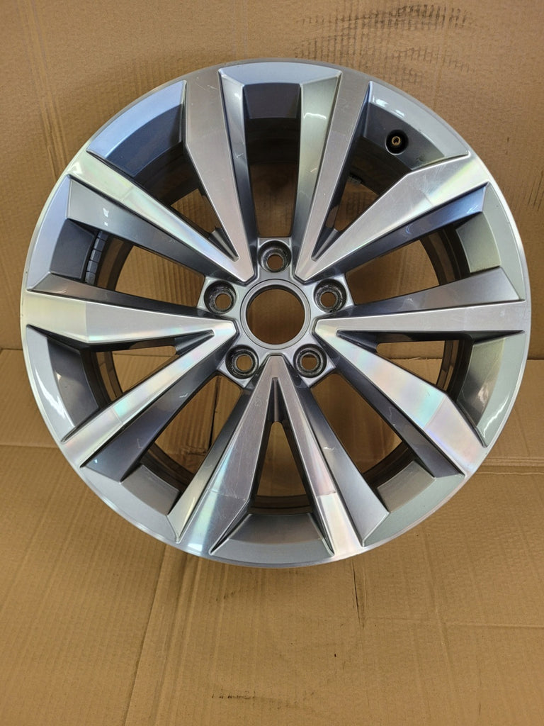1x Alufelge 17 Zoll 7.0" 5x112 45ET 2GA601025P VW T-Roc I Rim Wheel FEL4191717120xe