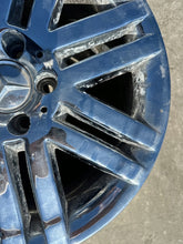 Load image into Gallery viewer, 1x Alufelge 17 Zoll 8.5" 5x112 A2044010302 Mercedes-Benz W204 Rim Wheel FEL6494190011nc