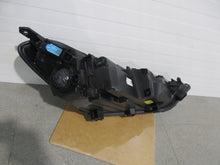 Laden Sie das Bild in den Galerie-Viewer, Frontscheinwerfer Hyundai Tucson 92101D7700 Full LED Links Headlight SCH1180126011qo