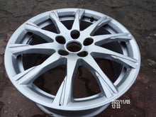 Load image into Gallery viewer, 1x Alufelge 17 Zoll 7.5&quot; 5x112 38ET Glanz Silber 8W0601025 Audi A4 B9 Rim Wheel