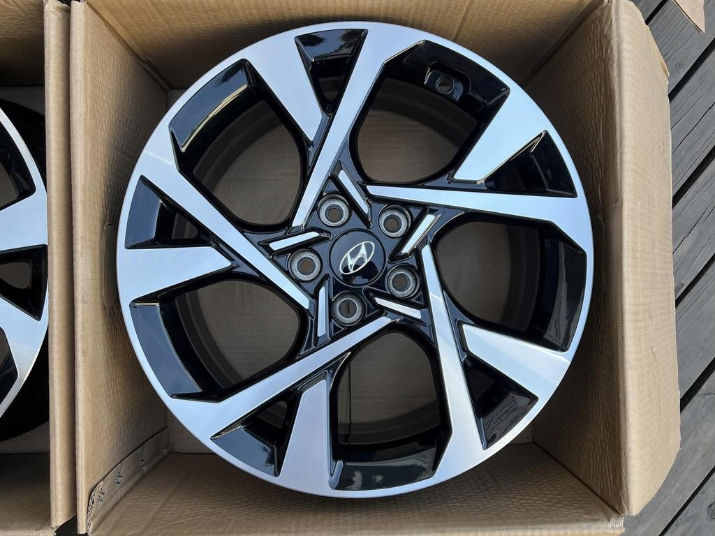 4x Alufelge 18 Zoll 7.5" 5x114.3 52ET Glanz Schwarz 52910-J9800 Hyundai Sonata FEL3533624839ke
