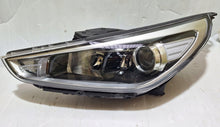 Laden Sie das Bild in den Galerie-Viewer, Frontscheinwerfer Hyundai I30 III 92101-G4020 Links Scheinwerfer Headlight SCH1929936973lr