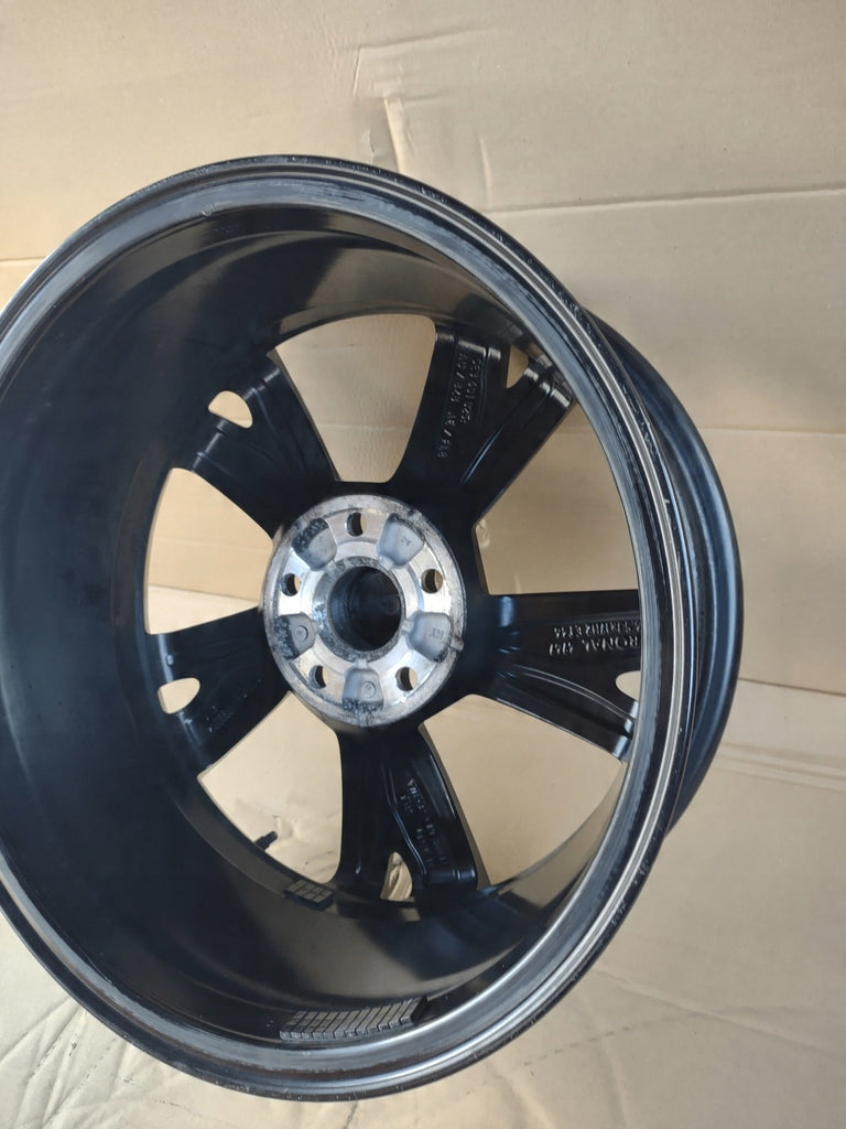 1x Alufelge 17 Zoll 6.5" 5x112 46ET 5E3601025 Skoda Octavia 5e3 Rim Wheel