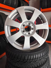 Load image into Gallery viewer, 1x Alufelge 17 Zoll 7.5&quot; 5x112 42 5ET Glanz Silber A2044013502 Mercedes-Benz