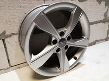 Laden Sie das Bild in den Galerie-Viewer, 1x Alufelge 17 Zoll 7.5&quot; 5x112 8W0601025EH Audi A4 B9 Rim Wheel