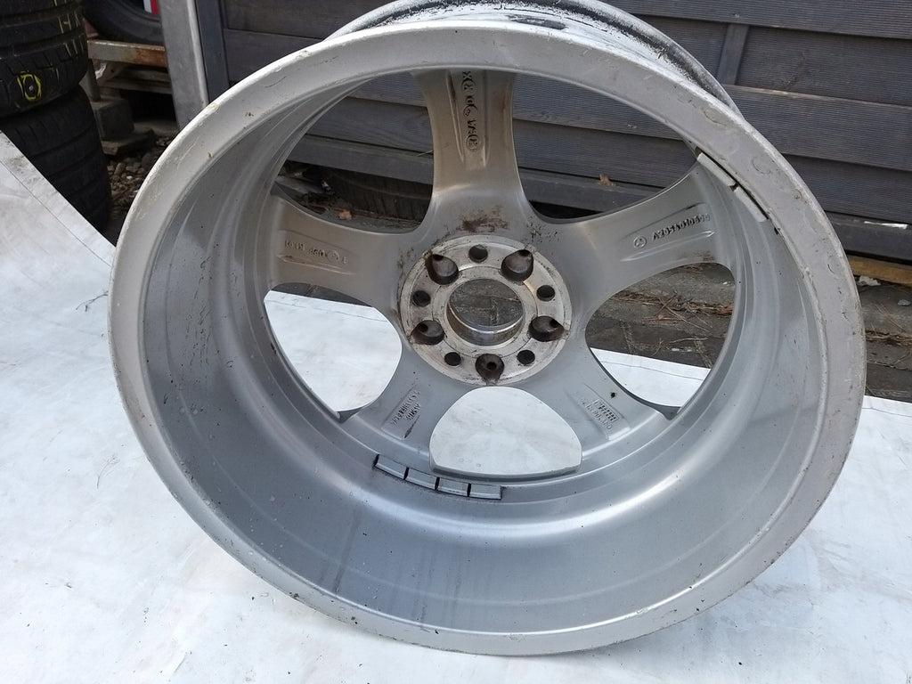 1x Alufelge 18 Zoll 8.5" 5x112 56ET A2054010600 Mercedes-Benz A205 Rim Wheel