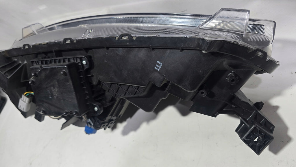 Frontscheinwerfer Mitsubishi Eclipse Cross Full LED Rechts oder Links