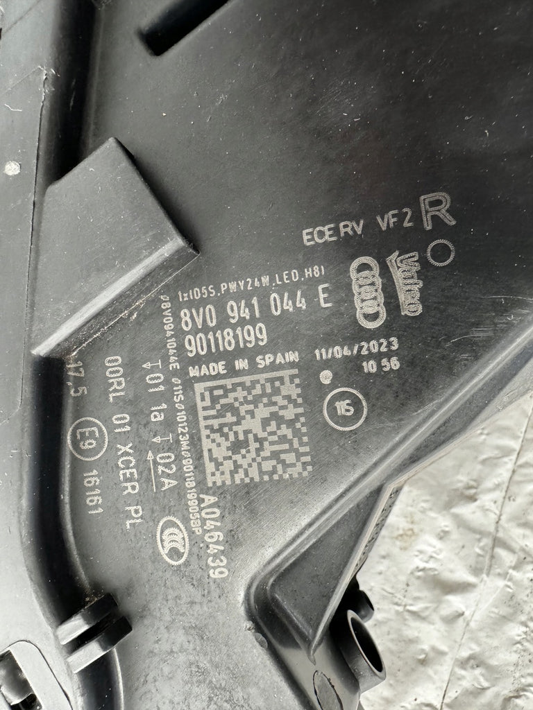 Frontscheinwerfer Audi A3 8V0941044E Xenon Rechts Scheinwerfer Headlight