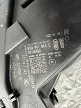 Laden Sie das Bild in den Galerie-Viewer, Frontscheinwerfer Audi A3 8V0941044E Xenon Rechts Scheinwerfer Headlight