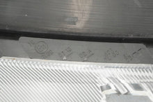 Laden Sie das Bild in den Galerie-Viewer, Frontscheinwerfer Ford Ranger Rechts Scheinwerfer Headlight SCH3088539136lp