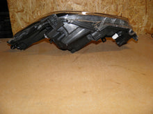Laden Sie das Bild in den Galerie-Viewer, Frontscheinwerfer Toyota 4 IV Yaris 81130-K0060 Rechts Scheinwerfer Headlight