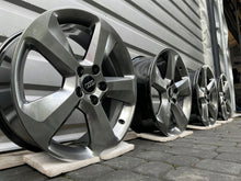 Laden Sie das Bild in den Galerie-Viewer, 4x Alufelge 18 Zoll 7.0&quot; 5x112 43ET Audi A3 Rim Wheel