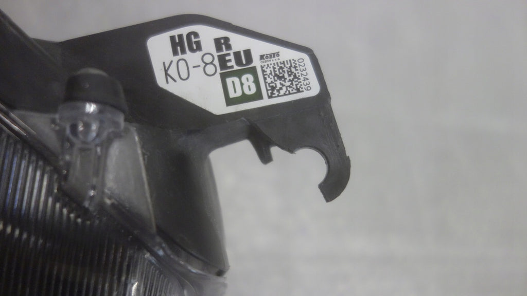 Frontscheinwerfer Toyota Yaris LED Rechts Scheinwerfer Headlight SCH8914461341ml