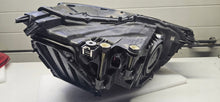 Laden Sie das Bild in den Galerie-Viewer, Frontscheinwerfer Audi Q3 83A941033 Links Scheinwerfer Headlight