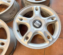 Load image into Gallery viewer, 1x Alufelge 16 Zoll 6.5" 5x100 44 5ET Glanz Silber 1M0601025A Seat Toledo I FEL6713079595hi