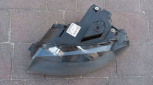 Laden Sie das Bild in den Galerie-Viewer, Frontscheinwerfer Audi A3 8P0941003R Xenon Links Scheinwerfer Headlight SCH8461864012ig