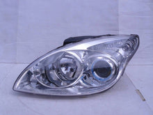 Laden Sie das Bild in den Galerie-Viewer, Frontscheinwerfer Hyundai I30 921012LXXX Links Scheinwerfer Headlight SCH8696396458xp