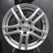 Laden Sie das Bild in den Galerie-Viewer, 4x Alufelge 16 Zoll 6.5" 5x112 46ET Glanz Silber KBA51750 VW Golf VII I FEL2531271935nh
