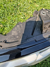 Laden Sie das Bild in den Galerie-Viewer, Frontscheinwerfer Audi A3 8vf 8V0941005 Xenon Links Scheinwerfer Headlight