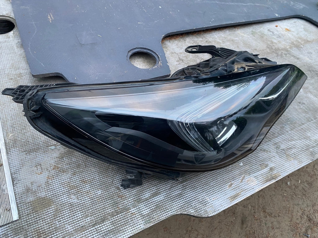 Frontscheinwerfer Opel Astra K 39195689 Rechts Scheinwerfer Headlight SCH2671061858es