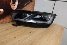 Load image into Gallery viewer, Frontscheinwerfer Skoda Octavia IV 5E4941015B LED Links Scheinwerfer Headlight SCH9213982711vz