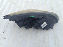 Laden Sie das Bild in den Galerie-Viewer, Frontscheinwerfer Hyundai I30 92101-2R-000 Links Scheinwerfer Headlight SCH3382424733cn