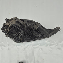 Load image into Gallery viewer, Frontscheinwerfer Skoda Yeti 5L1941015D Links Scheinwerfer Headlight SCH7214745437as